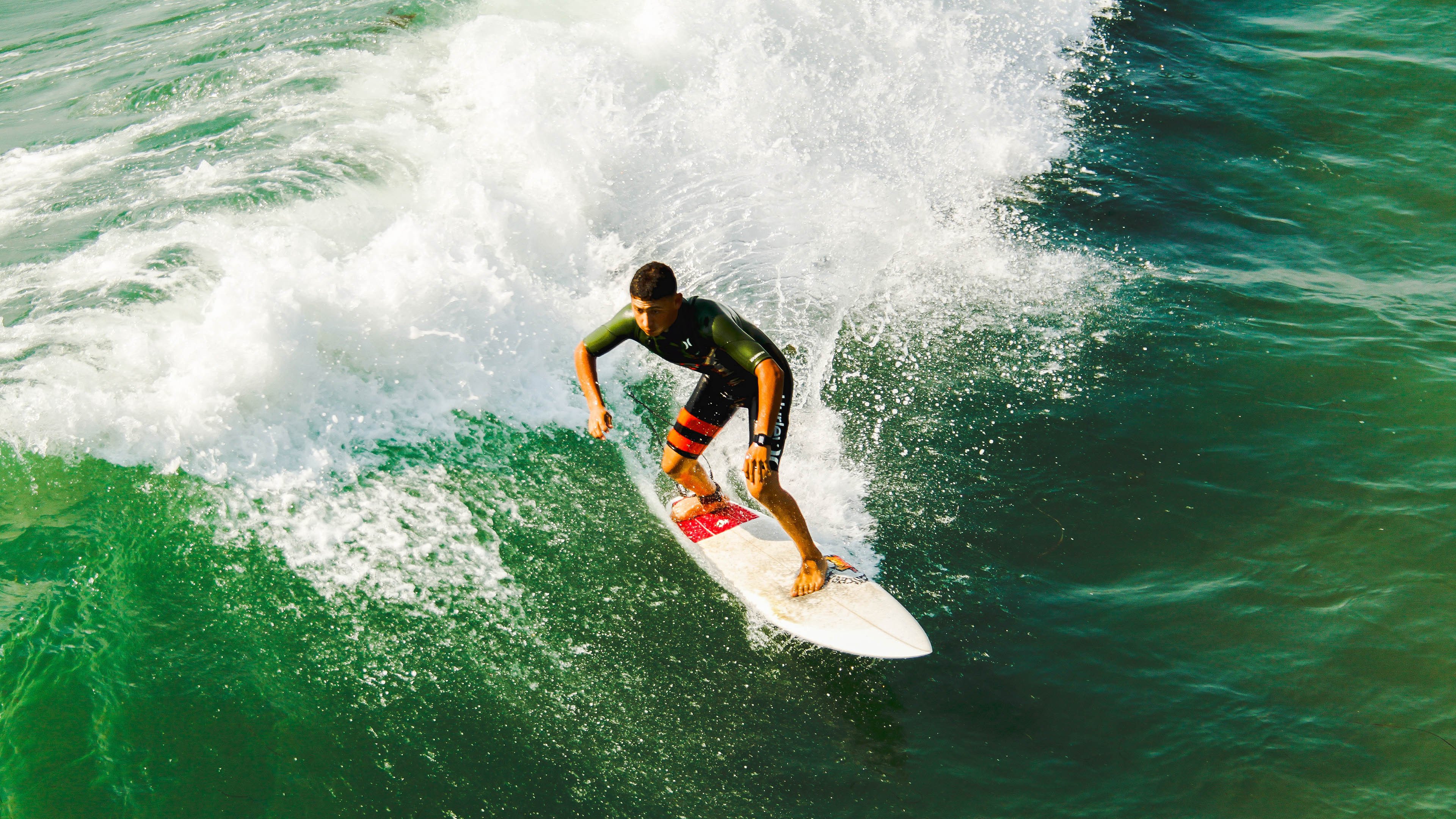“英超新星崭露头角,逐渐成为球队核心”,2020英超十大新星