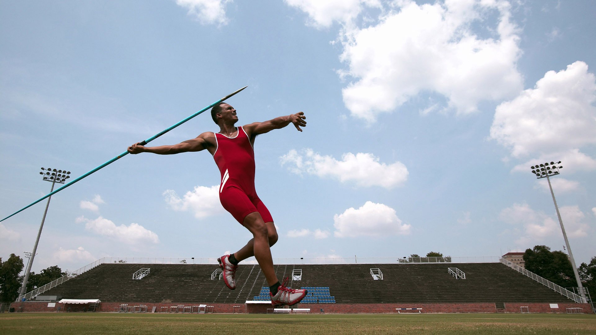 全国青少年“拼搏青春”篮球技能大赛在杭州全面展开，发掘更多潜力股